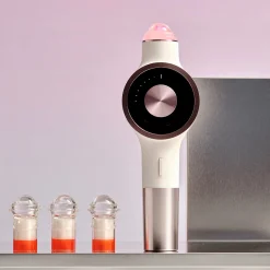 Pop-Up|High-Tech*Lightinderm Appareil