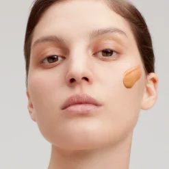 Bases De Teint*Victoria Beckham Beauty Cell Rejuvenating Priming Moisturizer - Golden