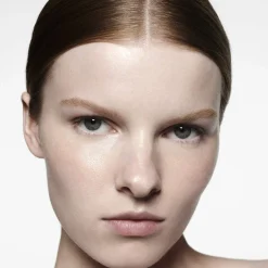 Correcteurs|Anti-Cernes*Victoria Beckham Beauty The Concealer Pen Correcteur au TFC8®