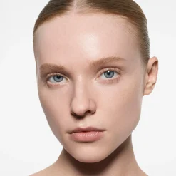 Correcteurs|Anti-Cernes*Victoria Beckham Beauty The Concealer Pen Correcteur au TFC8®