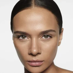 Correcteurs|Anti-Cernes*Victoria Beckham Beauty The Concealer Pen Correcteur au TFC8®