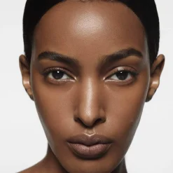 Correcteurs|Anti-Cernes*Victoria Beckham Beauty The Concealer Pen Correcteur au TFC8®