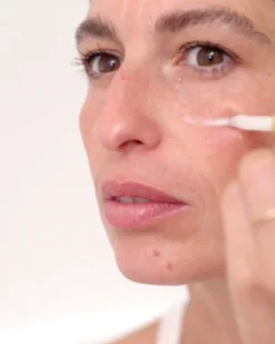 Sérums*Violette_FR UV Damage Rescue Sérum Après-Soleil